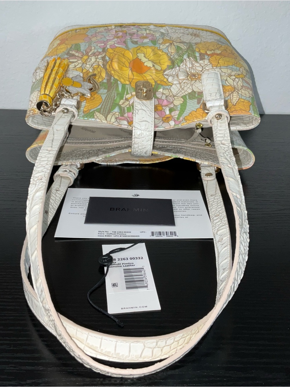 Brahmin Fiora DAFFODIL PIMLICO Bucket Tote W/Eye EXCELLENT - Picture 7 of 9